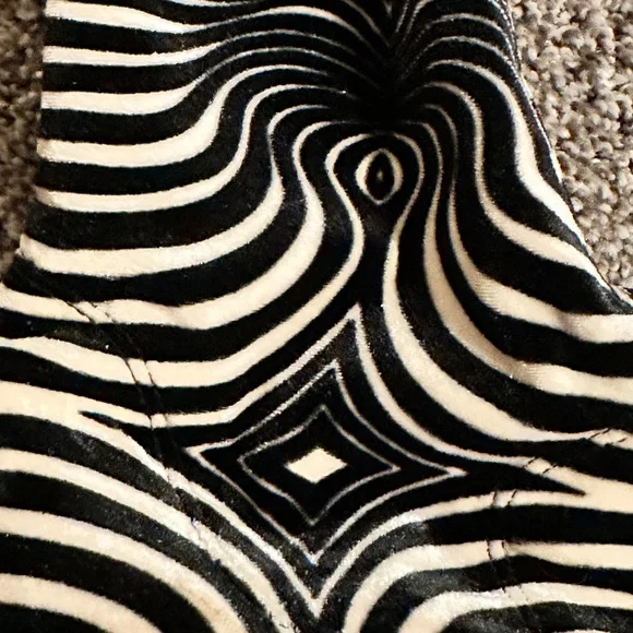 Vintage Pyschedelic Velvet Ankle Boots | Size 8.5 - Picture 4 of 6